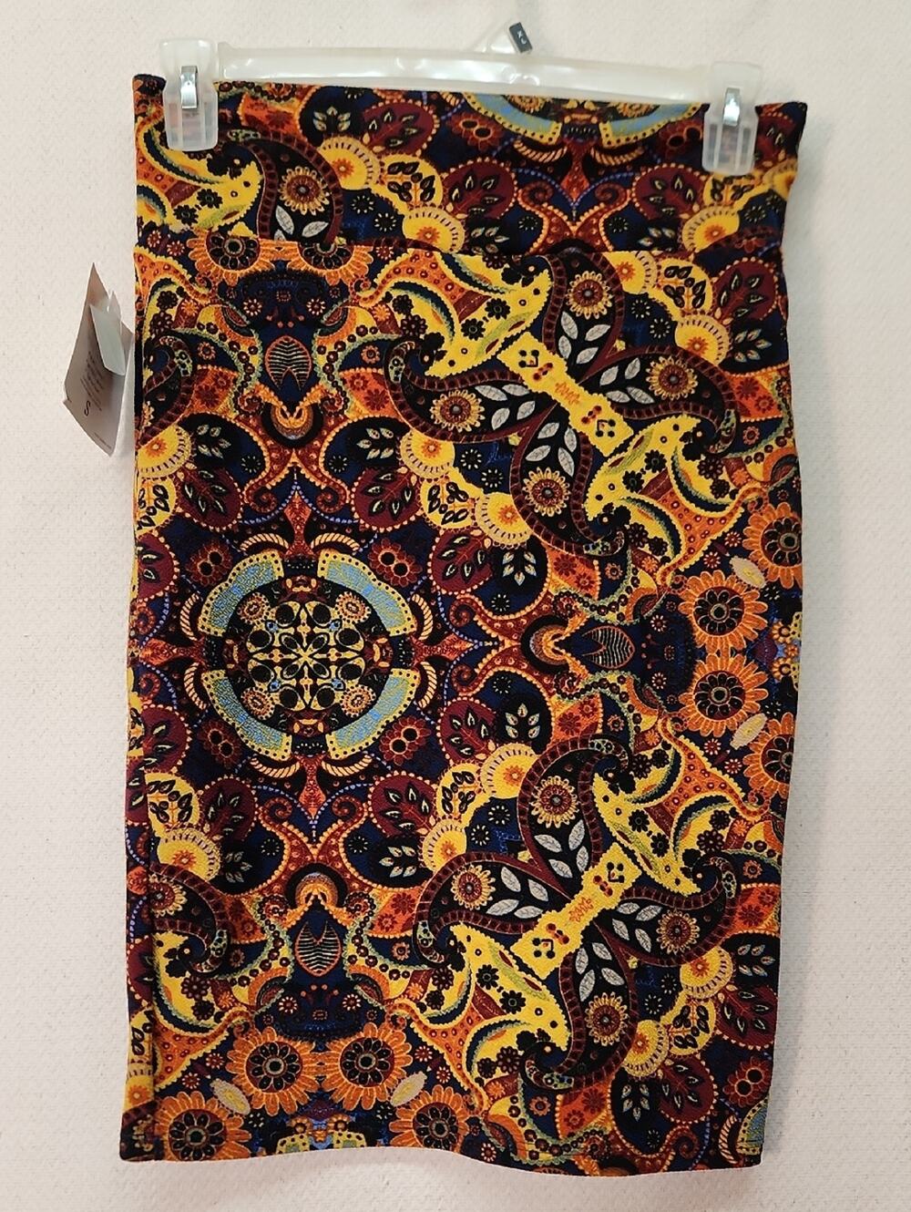 🚨2/$25 or 5/$50🚨Bold Paisley Medallion Pencil Skirt in Yellow, Orange, Navy